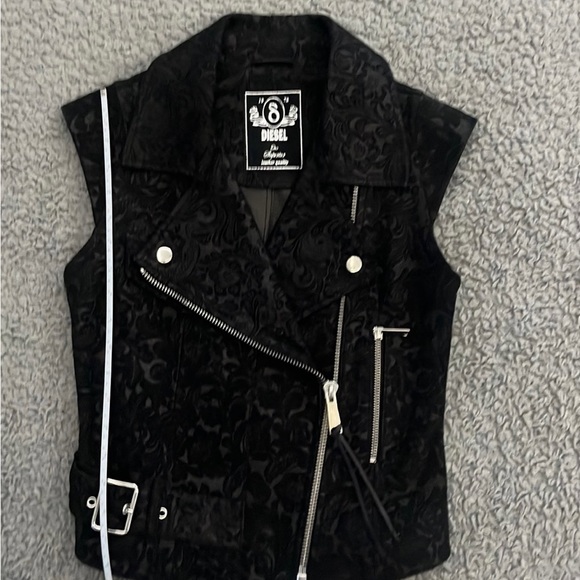 Diesel Black Tooled Leather Motorcycle Vest XS/S New - Picture 6 of 8